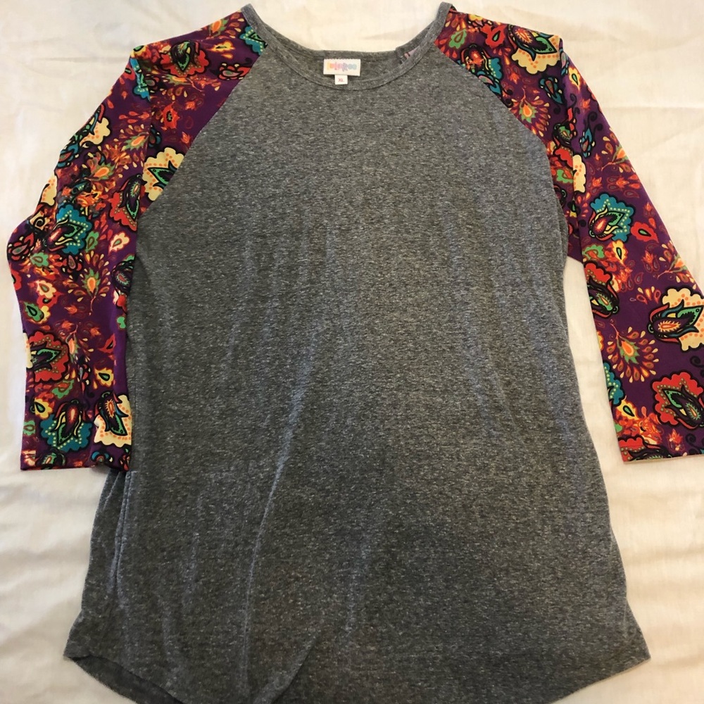 Lularoe women’s shirt